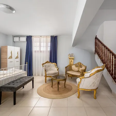 Marianna Semesterbostad Kalavárda