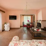 Marianna Tatil Evi *