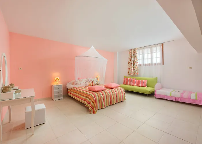 Villas Marianna بيت للعطل Kalavárda